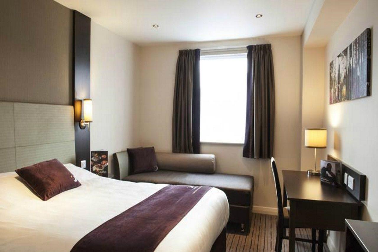 Premier Inn وِنشيستير المظهر الخارجي الصورة